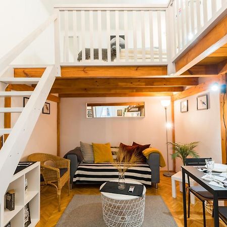 Lovely Little Loft Studio In The Heart Of Budapest Budapeste Exterior foto