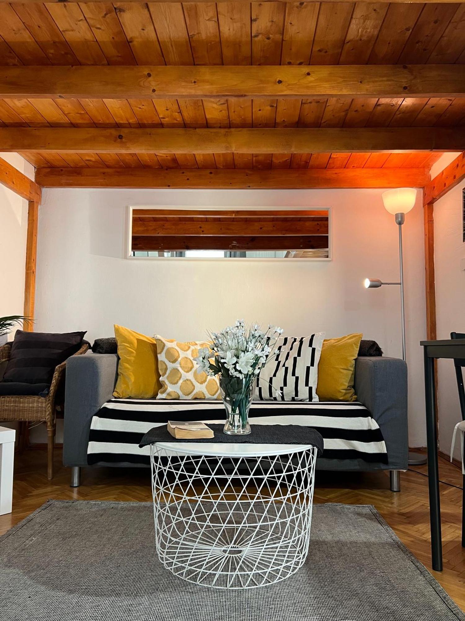 Lovely Little Loft Studio In The Heart Of Budapest Budapeste Exterior foto